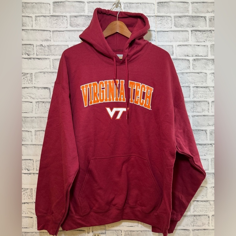 NWOT! Men’s Virginia Tech maroon pullover hoodie sweatshirt Size XL